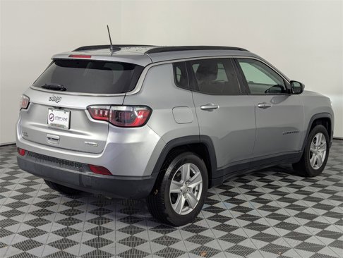 Used 2022 Jeep Compass Latitude image 5