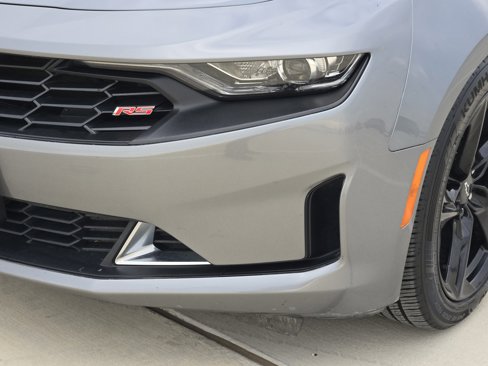 Used 2020 Chevrolet Camaro LT w/ RS Package image 10