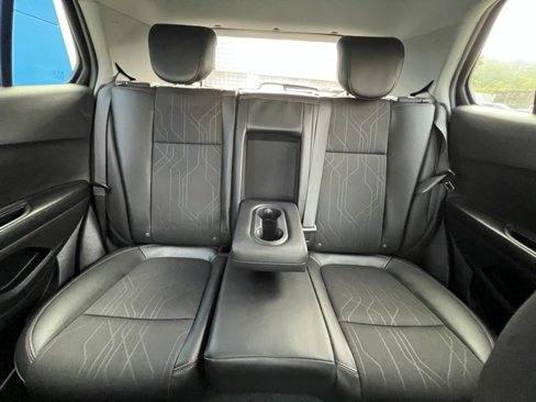Used 2022 Chevrolet Trax LT w/ Redline Edition image 21