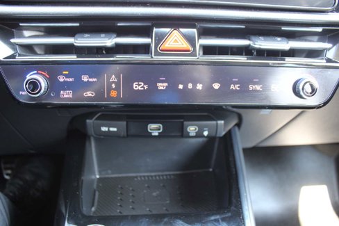 Certified 2023 Kia Niro EX Touring image 41