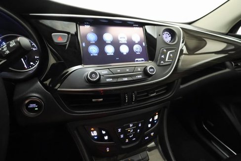 Used 2020 Buick Envision Premium w/ Driver Confidence Package image 18