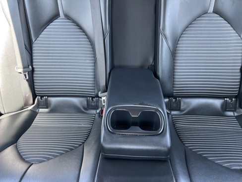 Used 2023 Toyota Camry SE image 21