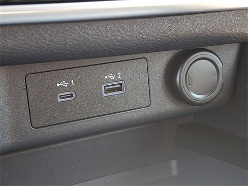 Used 2022 Nissan Rogue SV image 24