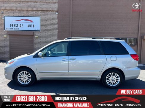 Used 2010 Toyota Sienna XLE Limited image 1