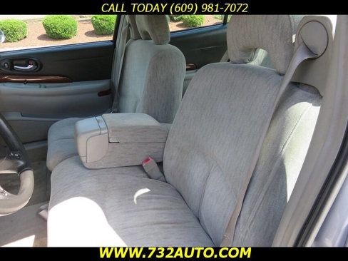 Used 2004 Buick Le Sabre Custom image 17
