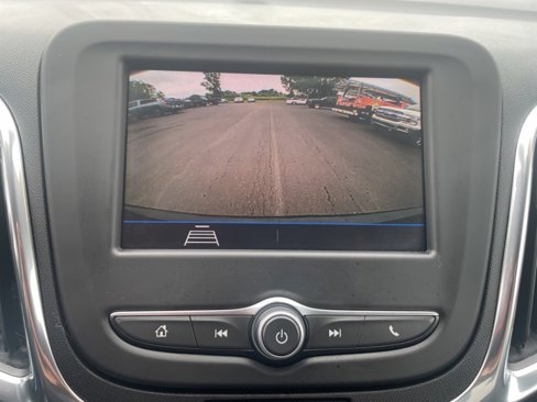 Used 2020 Chevrolet Equinox LT image 16