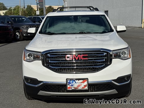 Used 2018 GMC Acadia SLT image 2