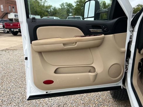 Used 2008 Chevrolet Silverado 2500 LTZ w/ Safety Package image 11