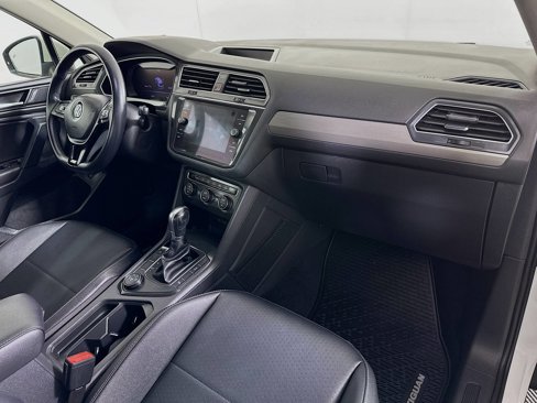 Used 2019 Volkswagen Tiguan SEL image 30