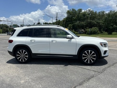 Used 2023 Mercedes-Benz GLB 250 image 6
