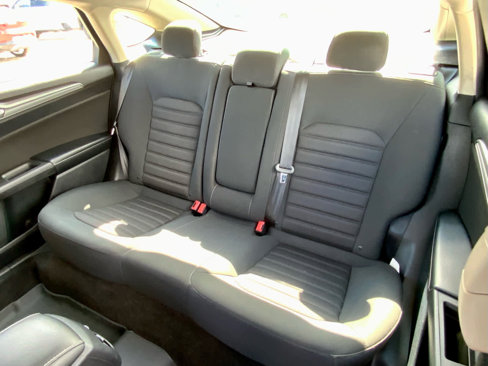 Used 2019 Ford Fusion SE image 29