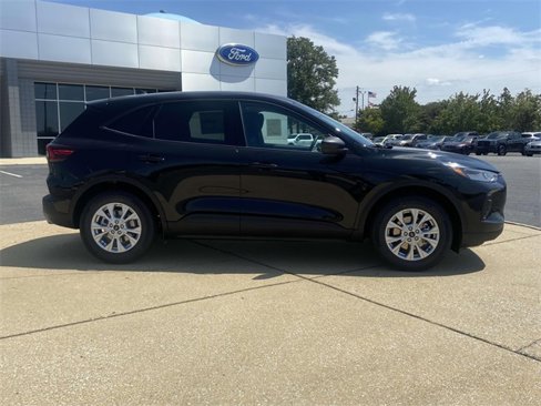 New 2025 Ford Escape Active image 2