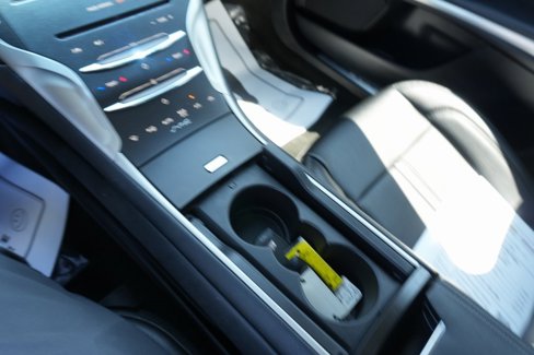 Used 2016 Lincoln MKZ AWD image 21