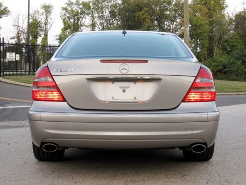 Used 2006 Mercedes-Benz E 350 Sedan image 14