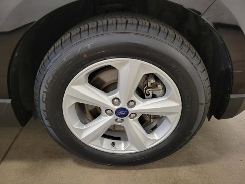 Used 2017 Ford Edge SE image 31