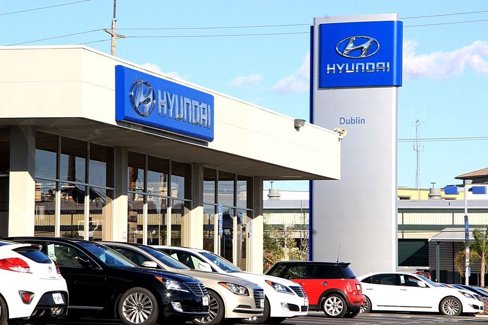 Certified 2025 Hyundai Elantra SE image 41