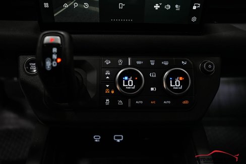 Used 2023 Land Rover Defender 110 X-Dynamic SE image 70