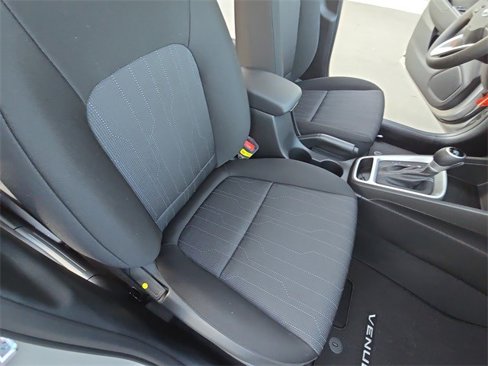 New 2025 Hyundai Venue SE image 10