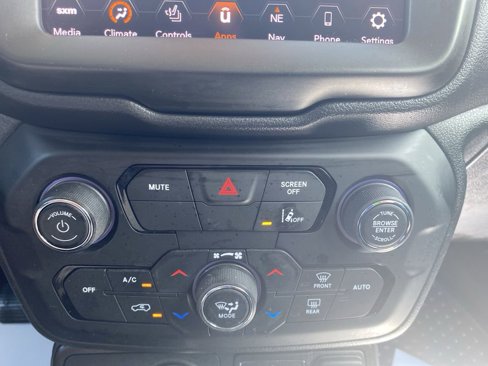 Used 2022 Jeep Renegade Latitude w/ Convenience Group image 26