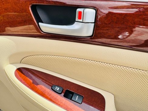 Used 2012 Hyundai Genesis 3.8 image 17