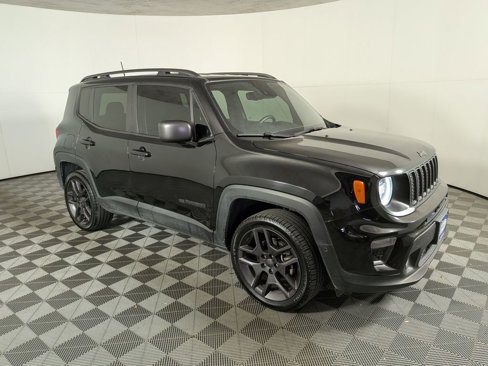 Used 2021 Jeep Renegade Latitude w/ Convenience Group image 3