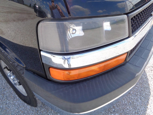 Used 2017 Chevrolet Express 3500 LT w/ LT Preferred Equipment Group image 19