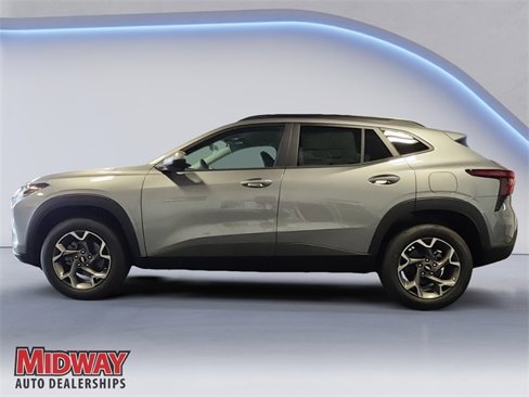 New 2025 Chevrolet Trax LT w/ Driver Confidence Package image 2