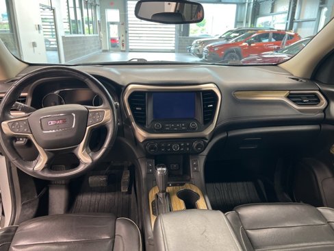 Used 2018 GMC Acadia Denali w/ Technology Package image 30