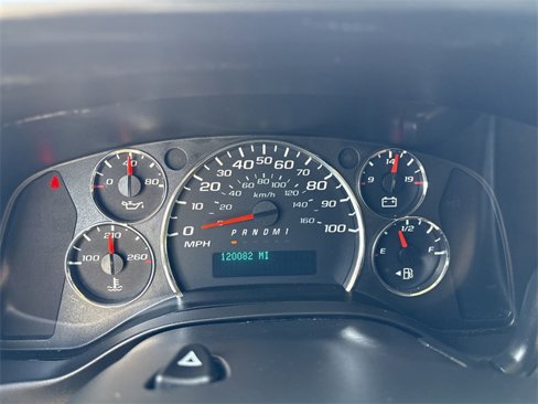Used 2017 Chevrolet Express 2500 image 24