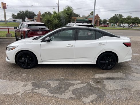 Used 2023 Nissan Sentra SR w/ Midnight Edition Package image 3