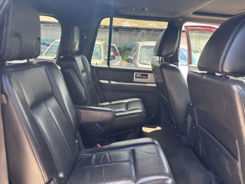 Used 2013 Ford Expedition EL Limited image 12