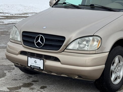 Used 2001 Mercedes-Benz ML 320 4MATIC image 11