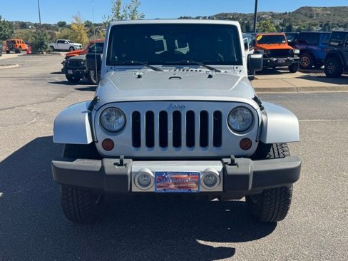 Used 2010 Jeep Wrangler Unlimited Sahara image 10