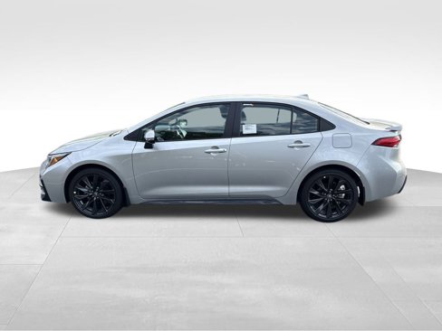 New 2025 Toyota Corolla SE image 2