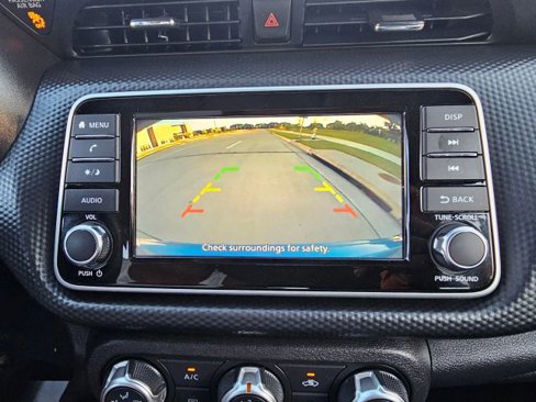 Used 2024 Nissan Kicks S image 19
