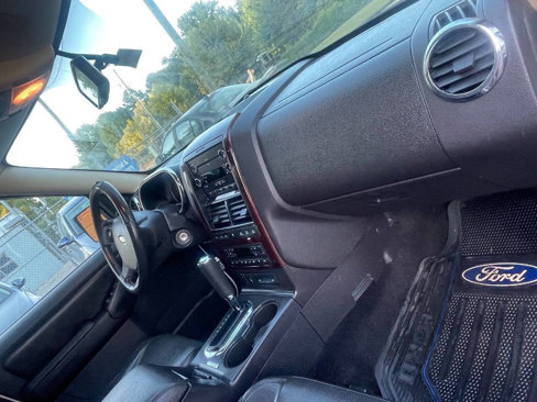 Used 2010 Ford Explorer Limited image 22