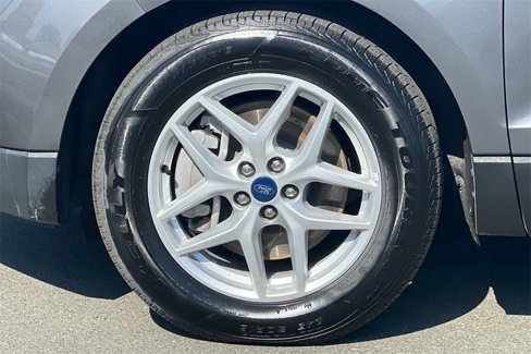 Used 2022 Ford Edge SEL image 13