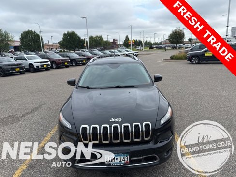 Used 2015 Jeep Cherokee Limited w/ Luxury Group image 2