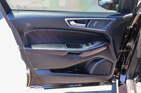 Used 2022 Ford Edge ST-Line image 22