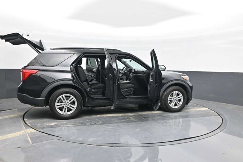 Used 2020 Ford Explorer XLT image 48
