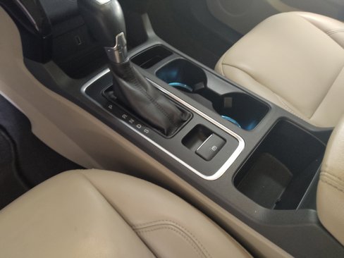 Used 2017 Ford Escape Titanium image 26