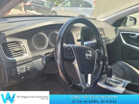 Used 2012 Volvo S60 T5 image 12