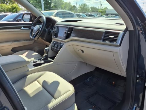 Used 2018 Volkswagen Atlas SE image 14