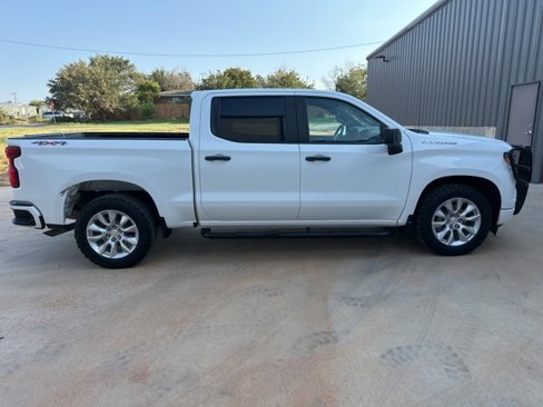 Used 2023 Chevrolet Silverado 1500 Custom image 8