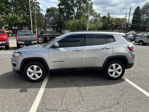 Used 2018 Jeep Compass Latitude image 4