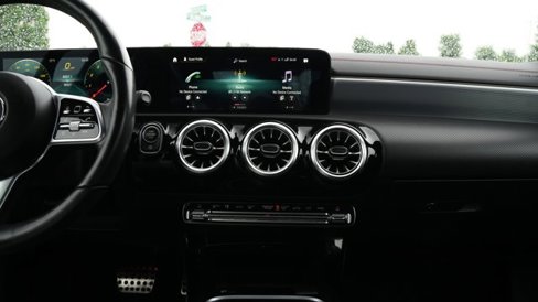 Used 2022 Mercedes-Benz CLA 250 4MATIC image 22