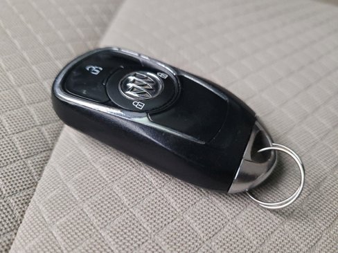 Used 2018 Buick Encore Preferred image 32