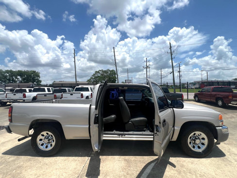 Used 2005 GMC Sierra 1500 W/T image 33