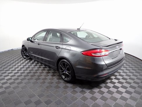 Used 2018 Ford Fusion SE w/ Equipment Group 601A image 15