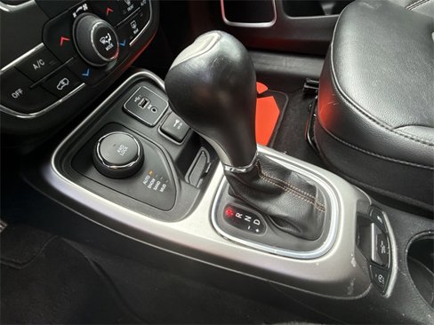 Used 2019 Jeep Compass Latitude image 15